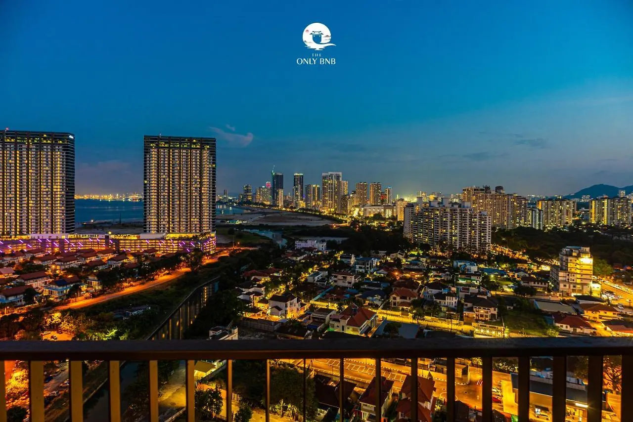 Family Seaview Suite With 3 Rooms By The Only Bnb Tanjung Tokong 0*,  Malásia